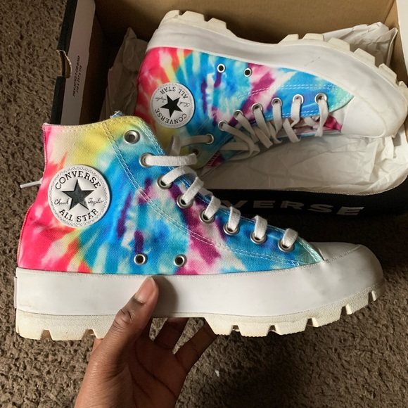 Rainbow converse - Picture 1 of 5